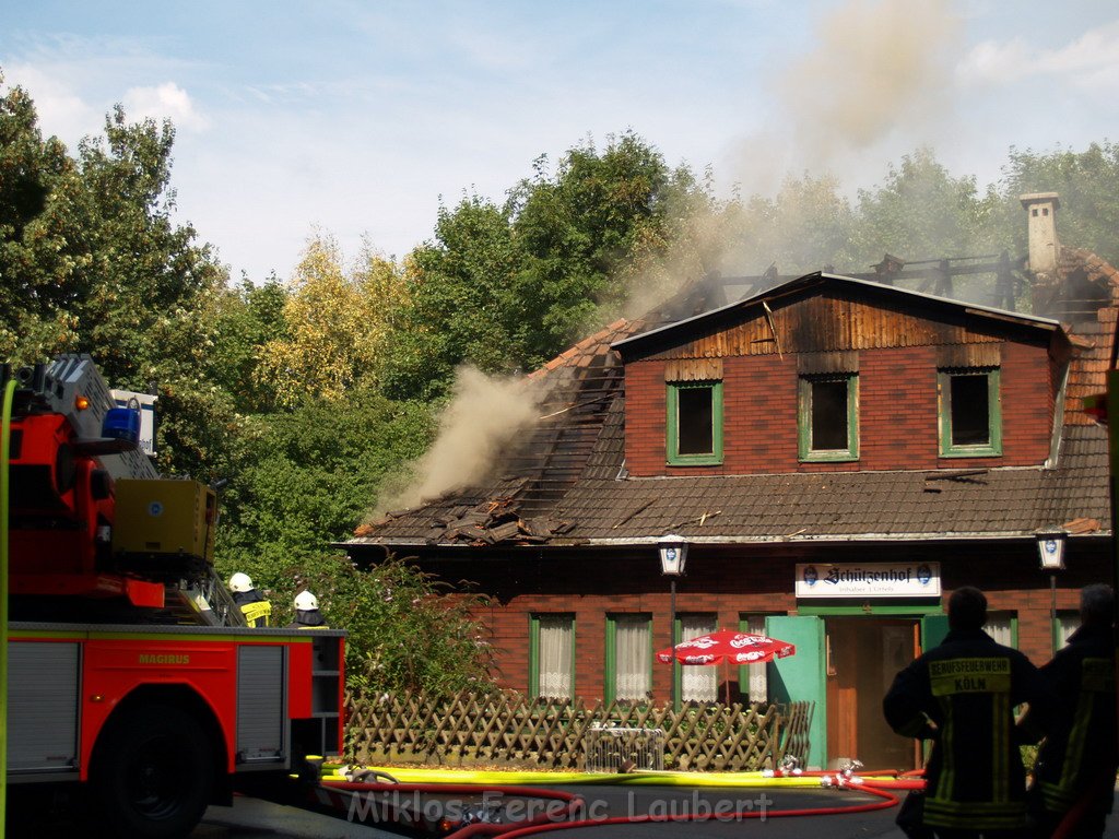 Brand Schuetzenhof Neusser Landstr P5798.JPG